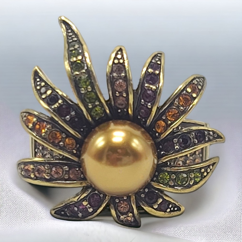 Heidi Daus Sublime Star golden ring Size 11.5 Swarovski Crystal Flower